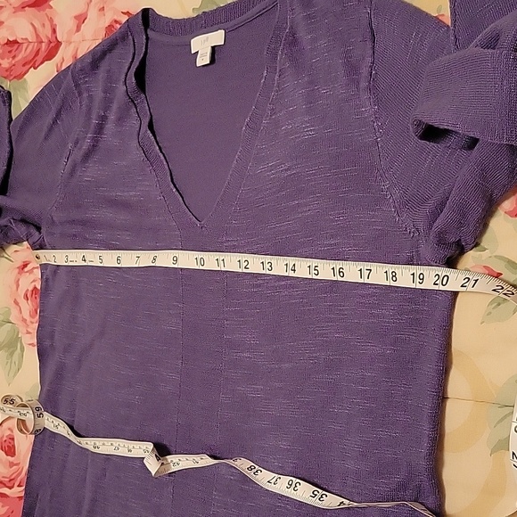 J. Jill cotton blend v-neck Top - Picture 5 of 6